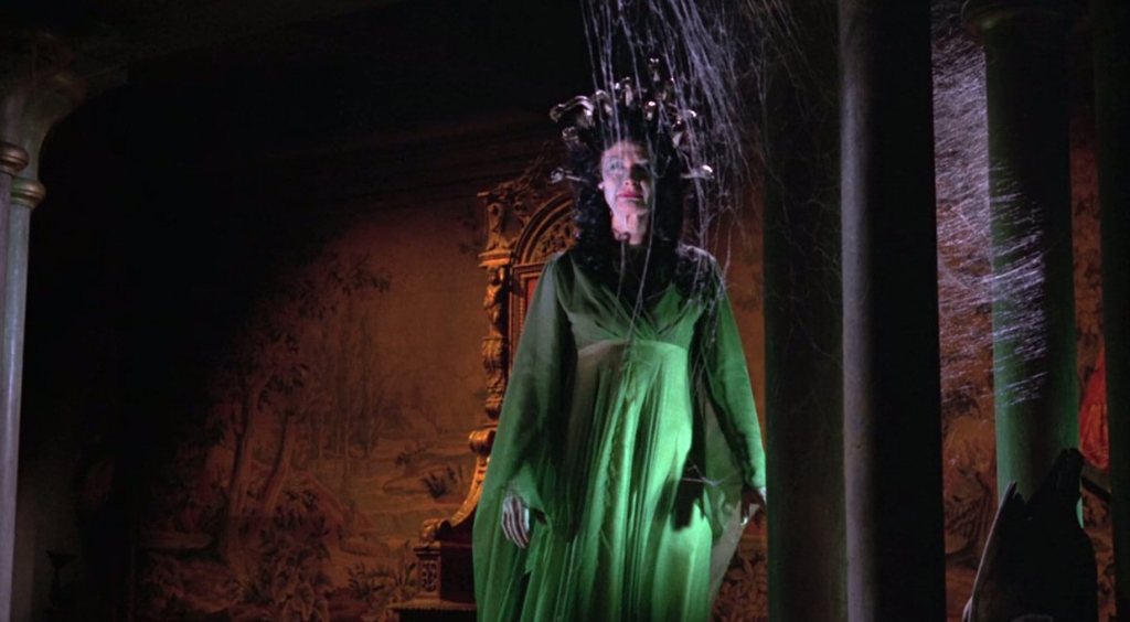 The gorgon in the castle