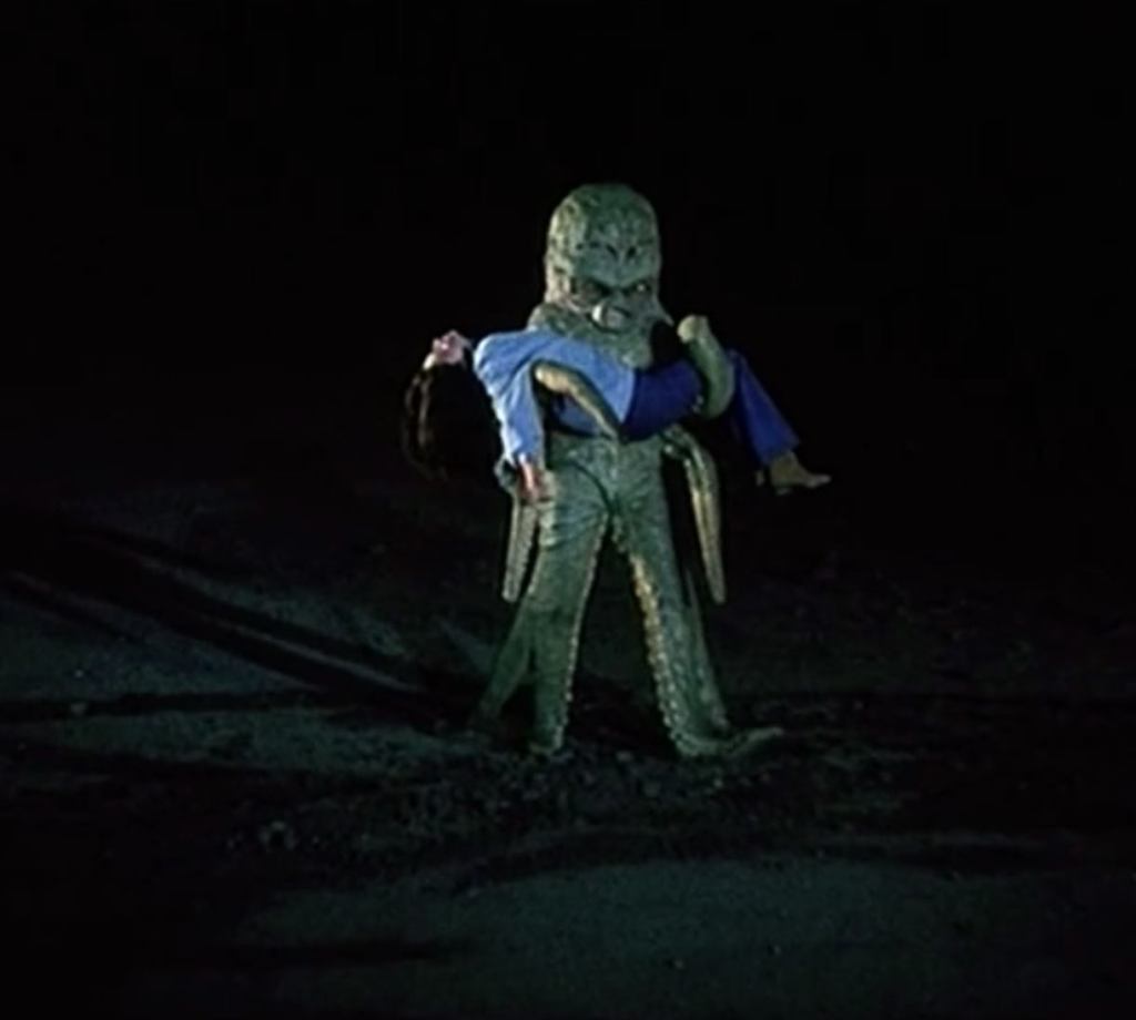 Octaman carries off Pier Angeli 