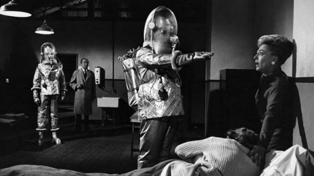 The robots close-in...