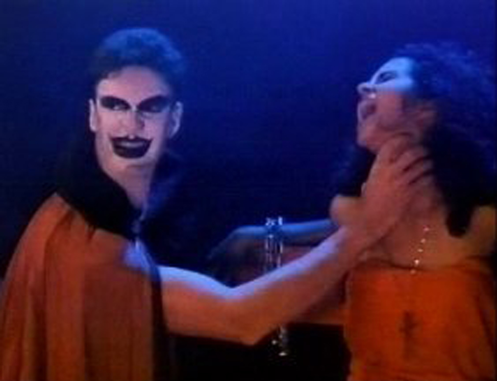 This guy is obviously a KIϟϟ fan