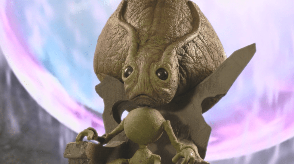 An audience with the leader of the selenites: the Grand Lunar