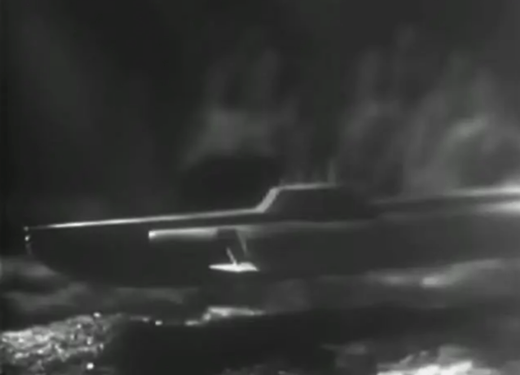 Another look at the astoundingly small, unrealistic submarine model!