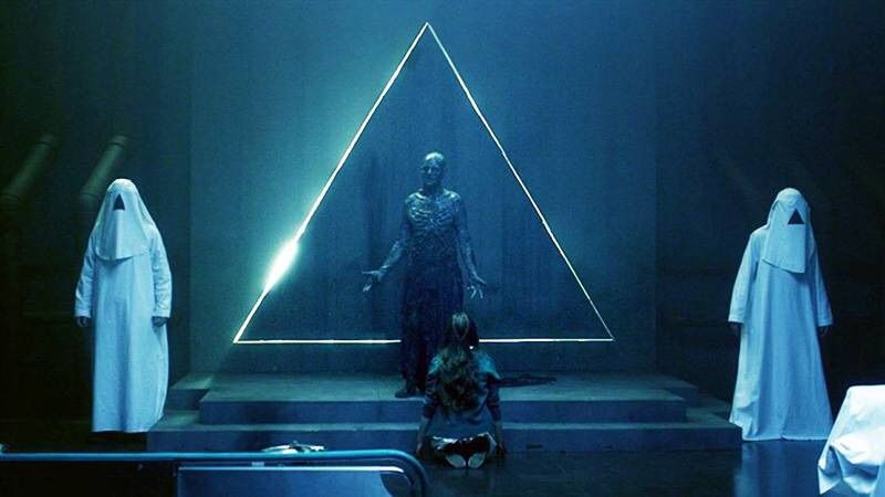 ...and here's the triangle once more... a portal