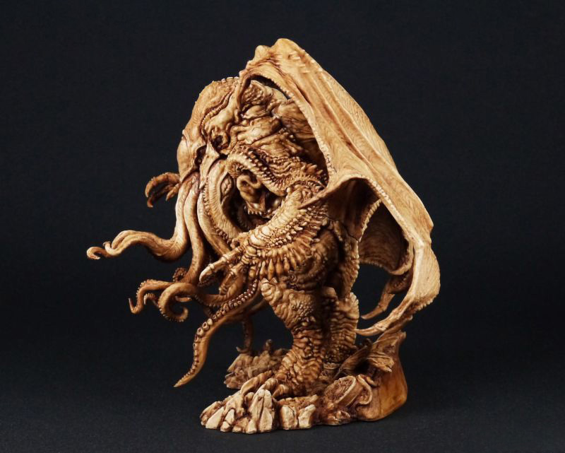 Side view of the Cthulhu resin model kit
