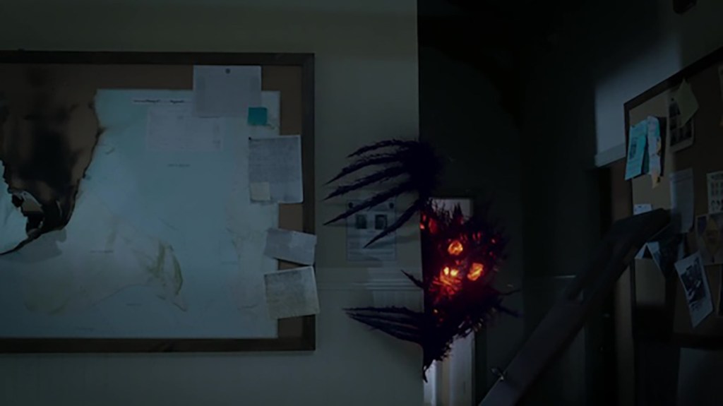 It's peeking around the corner!