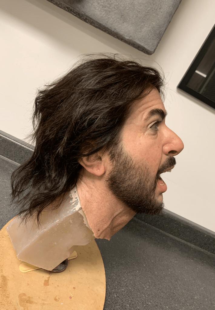 That's a really realistic-looking head!