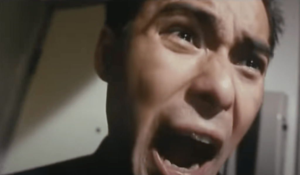  Don't just plead with your girlfriend to stop eating the pills, Ming, go and grab her!