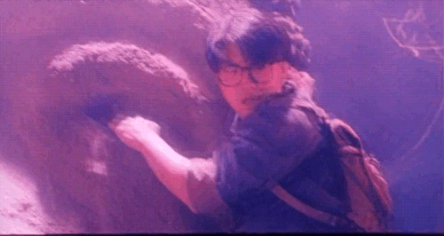 Trouble on the huge Buddha statue!