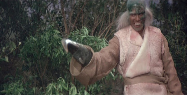 Watch out for his pincer!