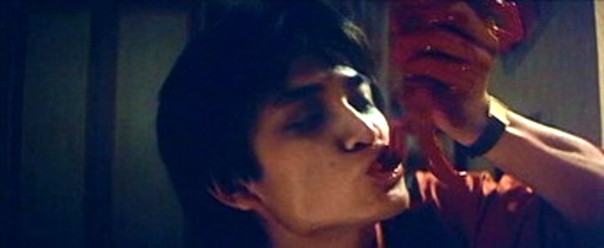 Eating a dead dog's guts: not recommended!