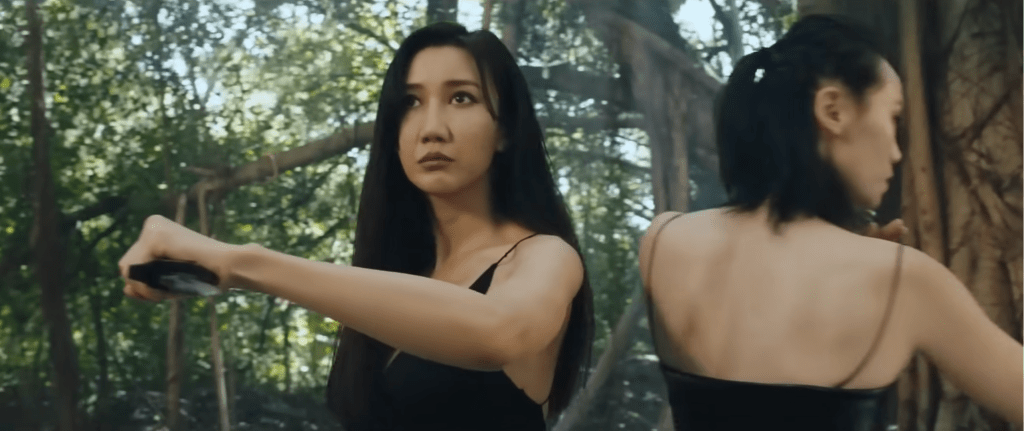 Battling babes get ready to take on a serpent...