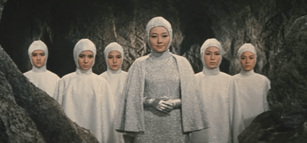 Don't trust these ladies...