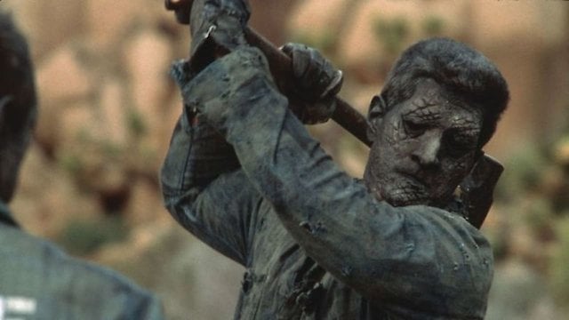 An undead ghoul-ghost wields a sledgehammer!