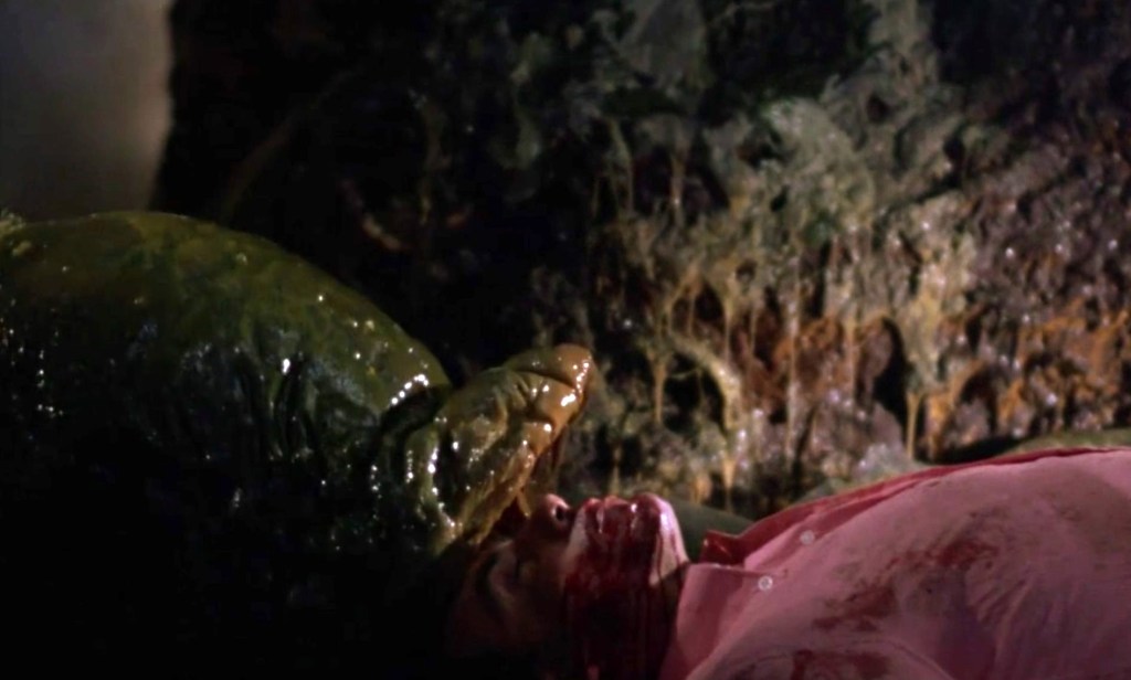 The appendage-mouth gets ready to start munching a victim!