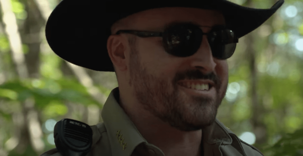 Don't trust this dude