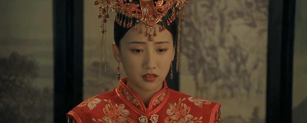 Ling'er (played by Smile Wei) is forced to accept a proposal to marry Mr. Ren's murderously mad son